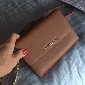 Michael Kors Carmel Crossbody